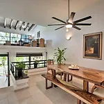 Updated Oceanside Townhome With Pool Walk To Beach!