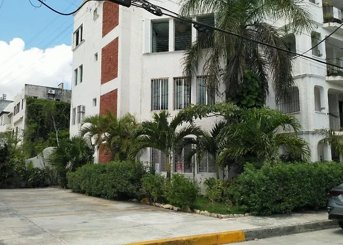 Hermoso Condominio Recien Remodelado Con Alberca Y Super Ubicacion