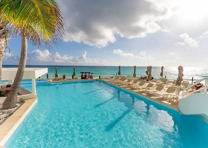 Beachfront Ocean View-Boutique Apartment •Gym •Spa