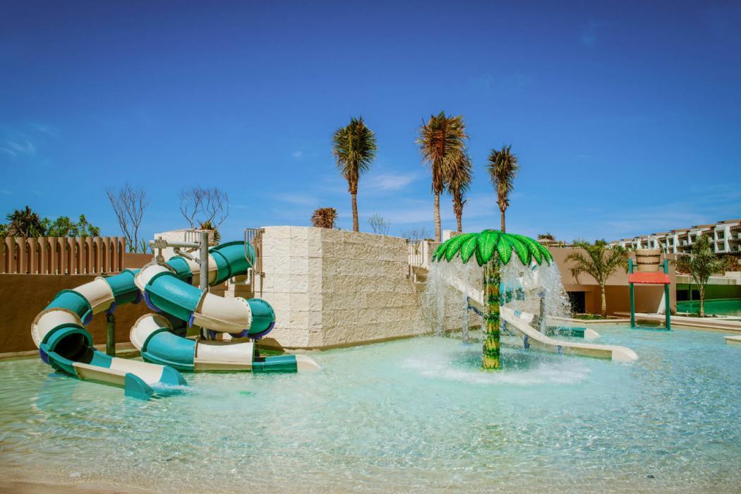 Estudio Playa Mujeres Hotel 5*