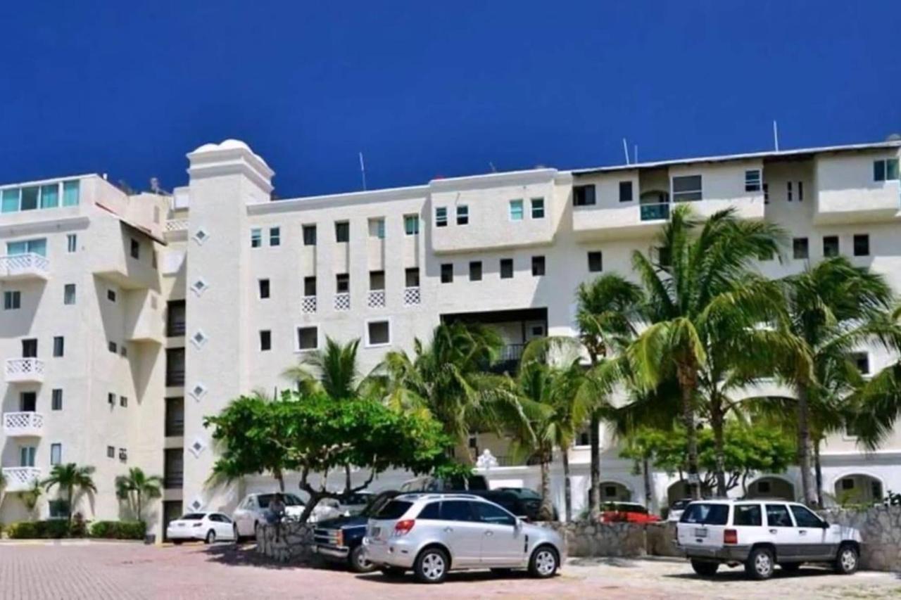 Aparthotel Beachfront With Kitchenette In The Zone!