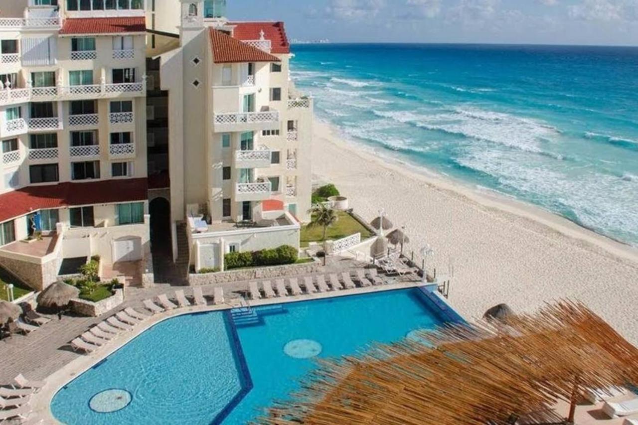Beachfront With Kitchenette In The Zone! Aparthotel *