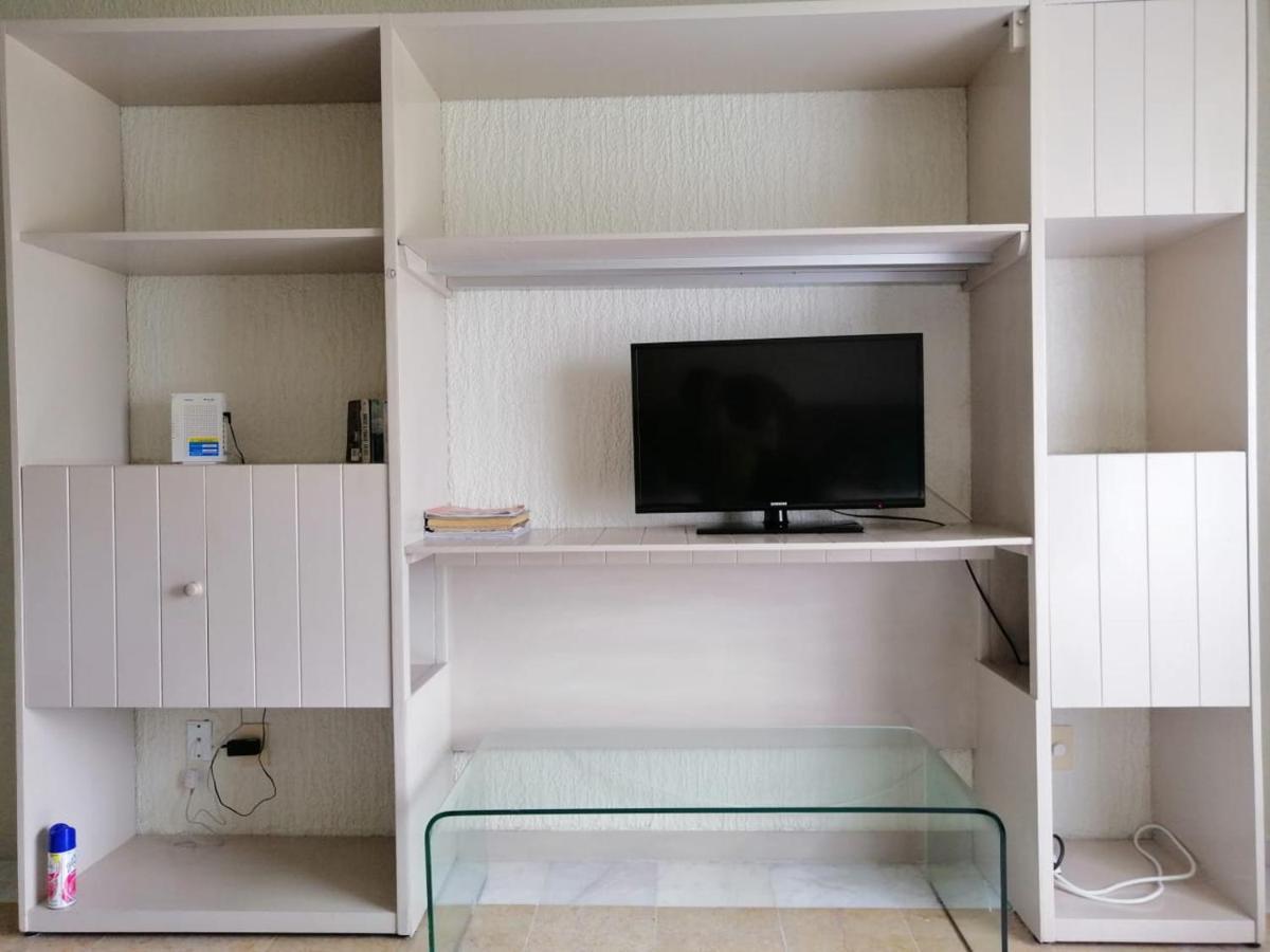 Aparthotel Beachfront Getaway