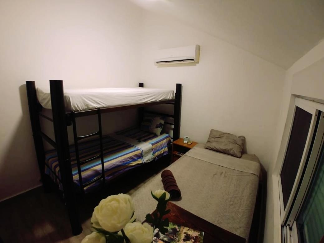 Homestay Alojamiento Liz & Evan *