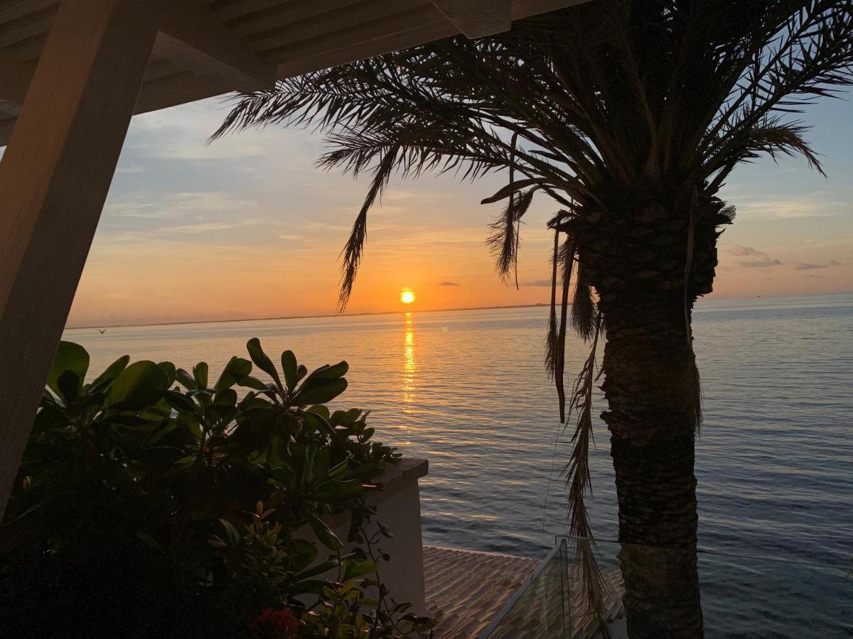 Villa Sha - Luxury Beachfront *