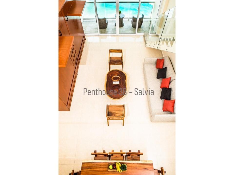 Aparthotel 2 Story Oceanfront Penthouses On Beach! Cancún