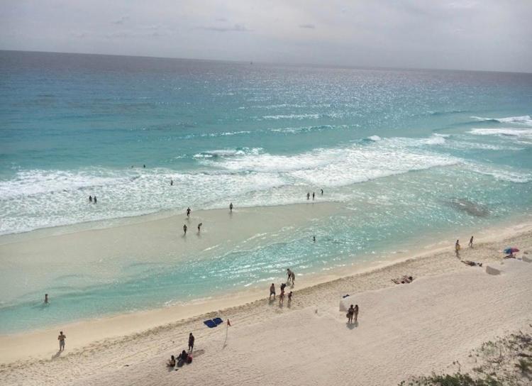 Oceanfront Prime Location Apartment *