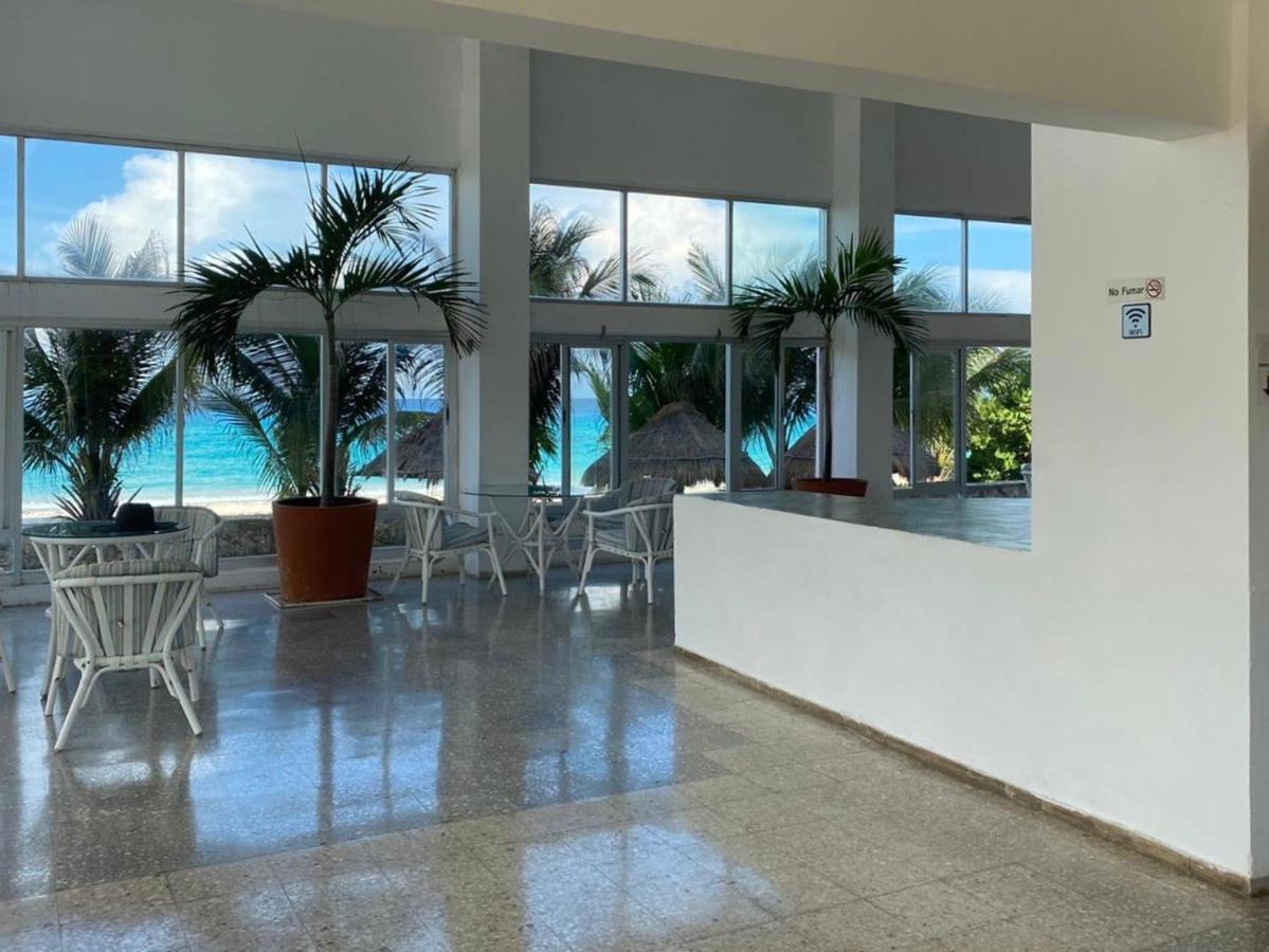 Oceanfront Prime Location Apartment Cancun