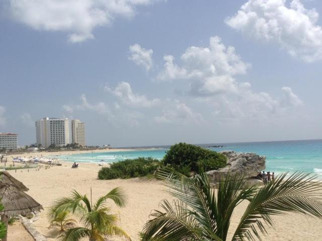 Apartment Oceanfront Prime Location Cancun