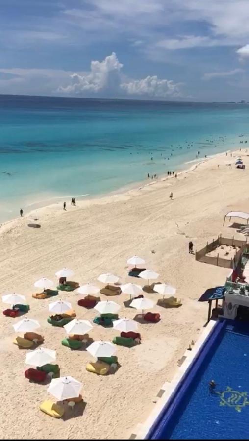 Oceanfront Prime Location Apartment *