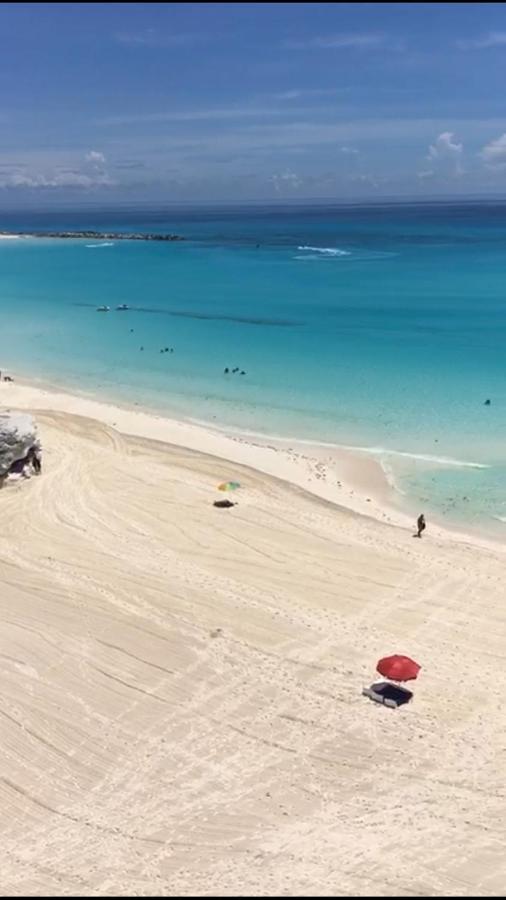 Oceanfront Prime Location Apartment *