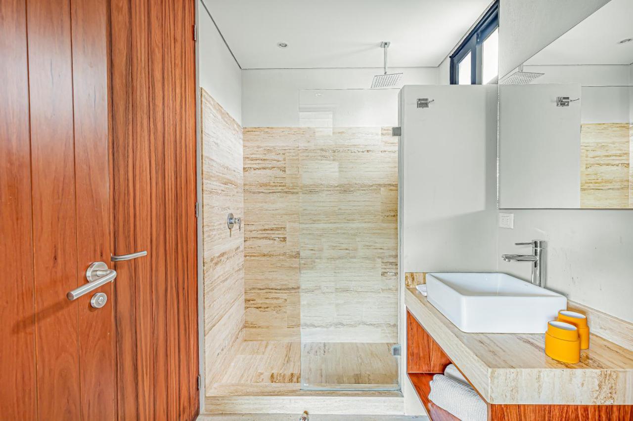 H36 With Pool Apartment *