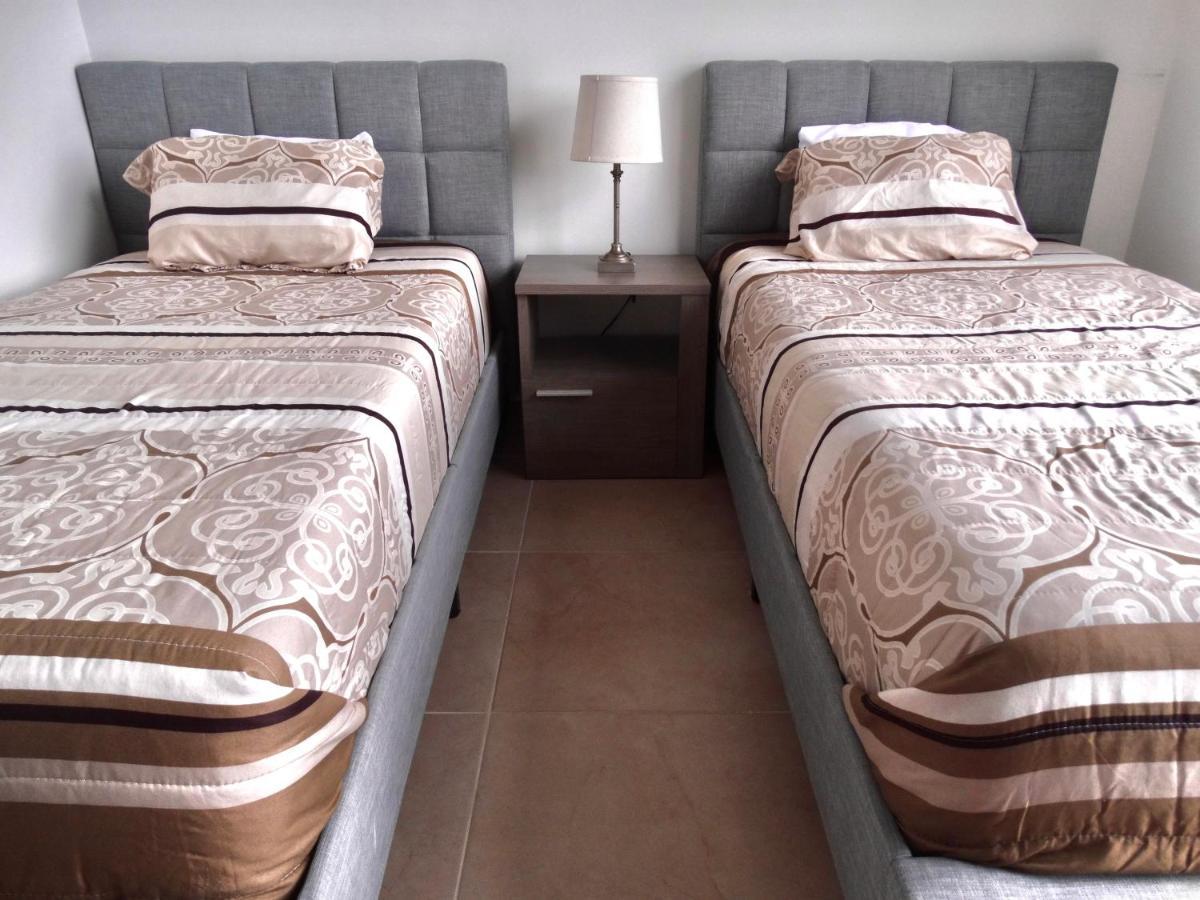 Dreams Lagoon By Andiani Travel Apartment