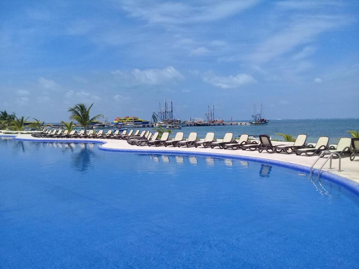 Apartment Swim The Caribbean & Work With A View *