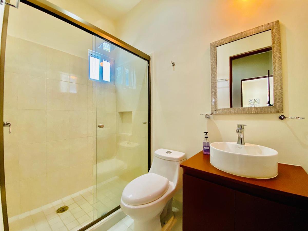Encanto Con 2 En Long Island Apartment