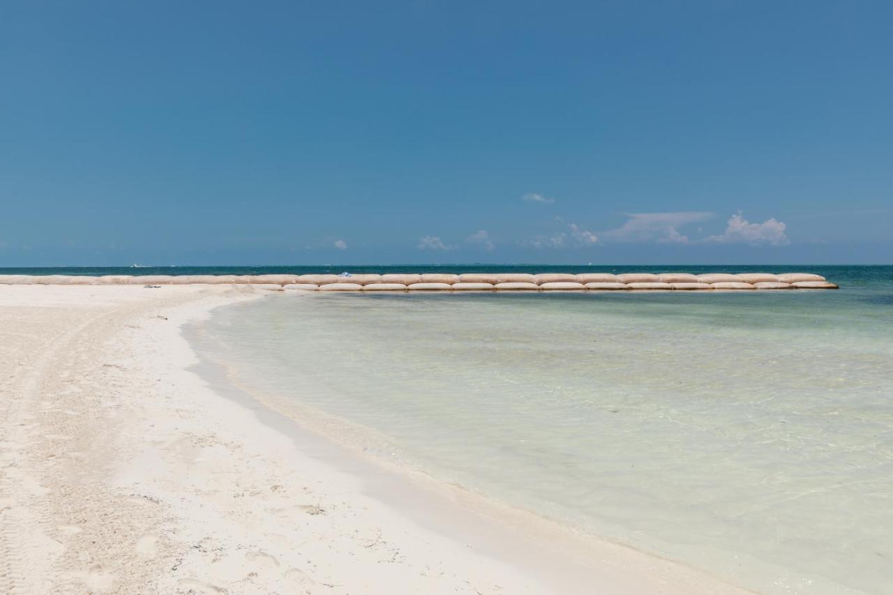 Rooftop Pool- Family Apartment- Ocean View -close * Cancun