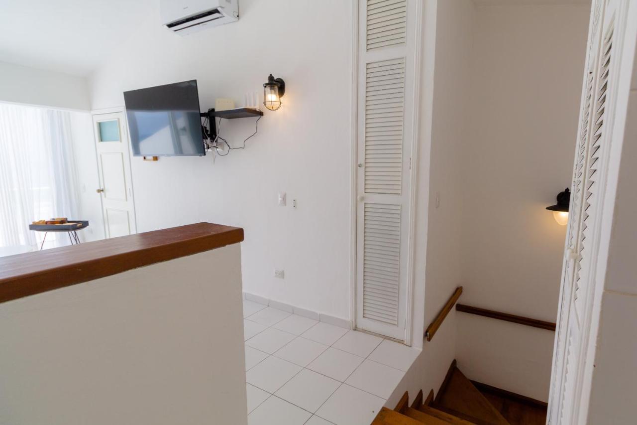 Penthouse Ocean Front, Steps To The Beach Apartment Cancun