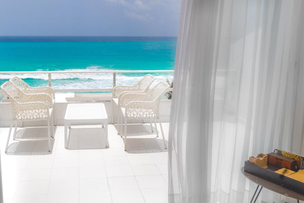 Penthouse Ocean Front, Steps To The Beach Apartment Cancun