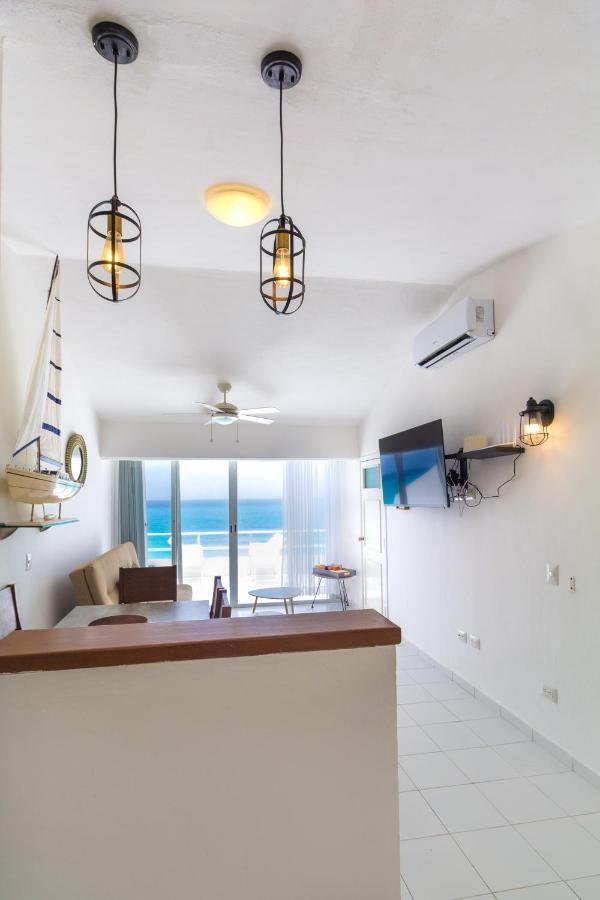 Apartment Penthouse Ocean Front, Steps To The Beach *