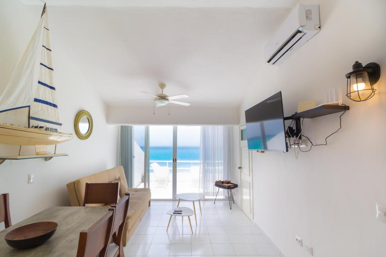 Penthouse Ocean Front, Steps To The Beach Cancun