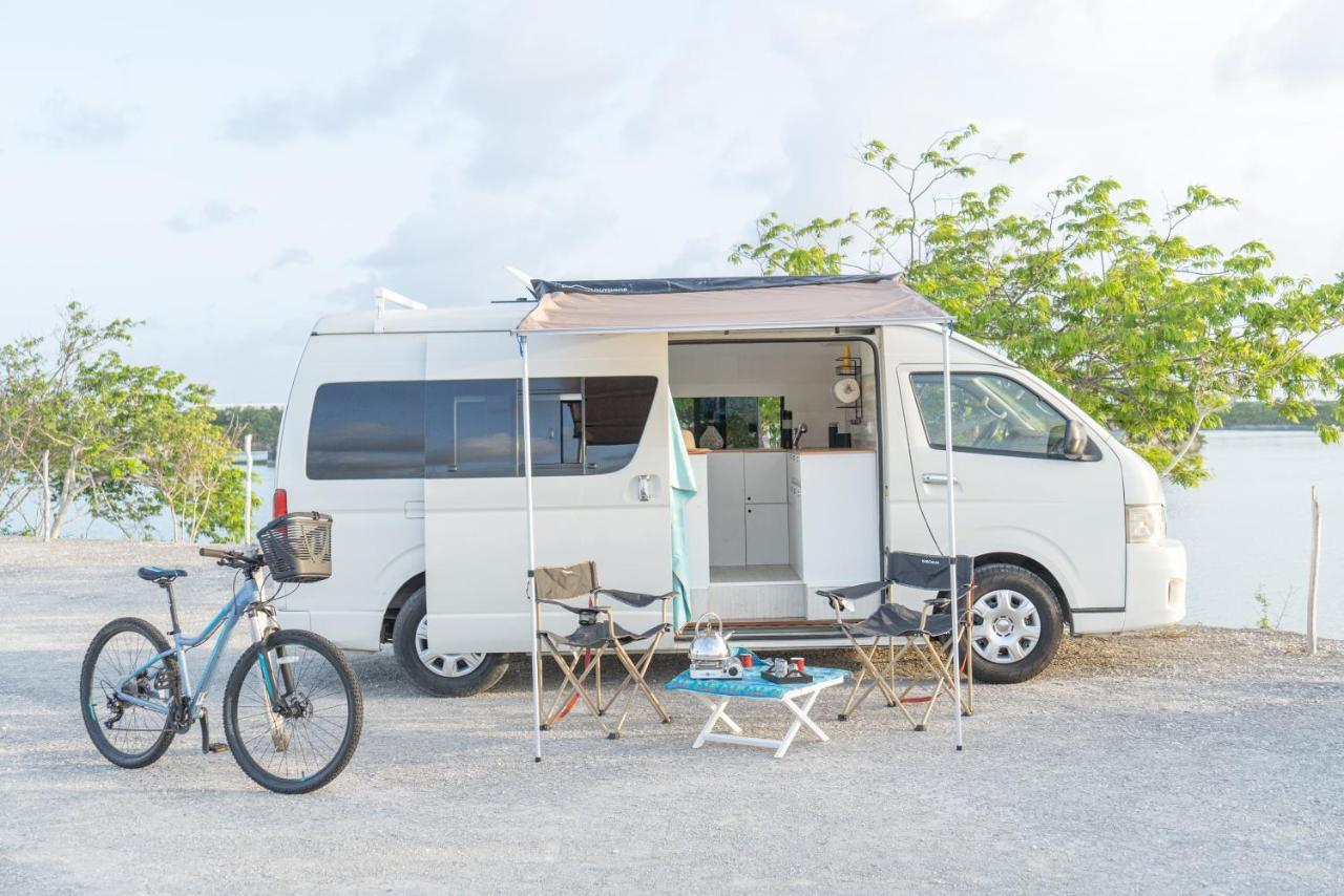 Botel Paradise Camper Cancun Rent A Camper *