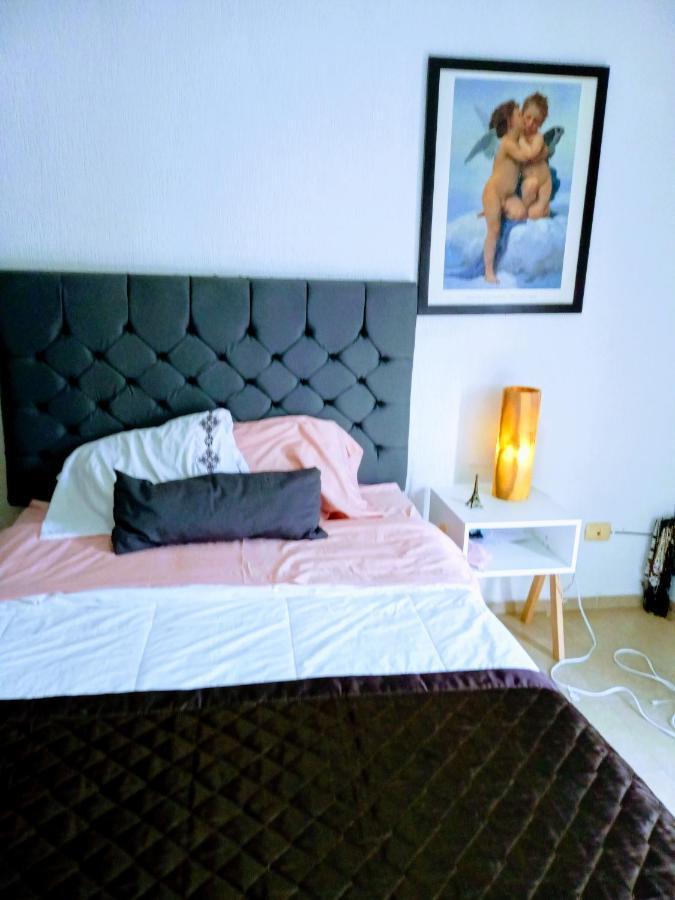 Mundo House Bed & Breakfast *