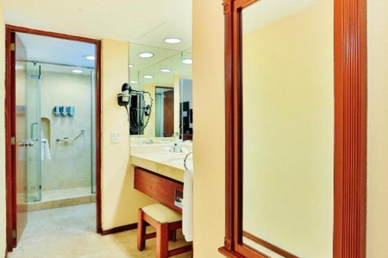 Occidental Tucancun Resort 4*