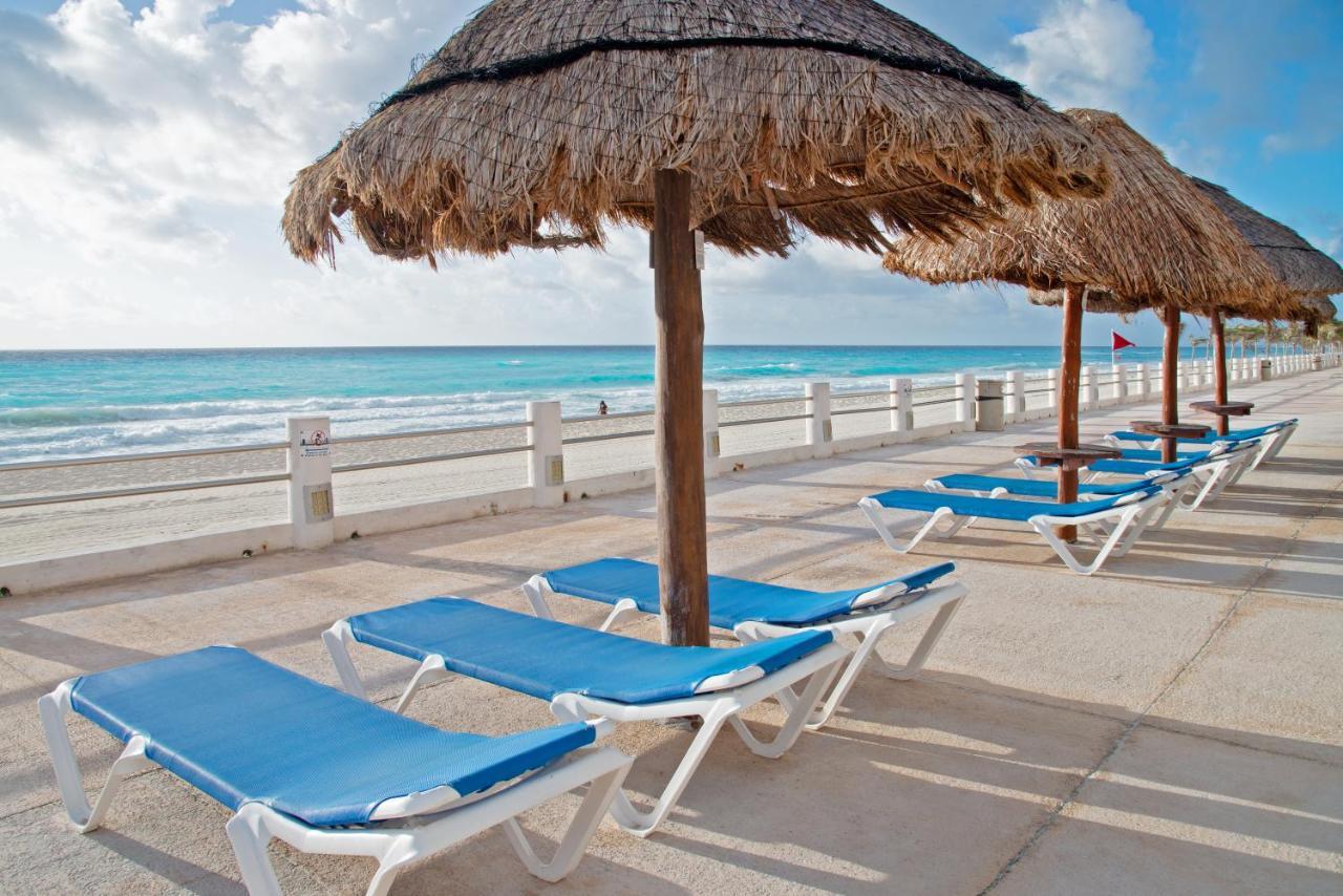 Oceanfront White For Families Apartment Cancun