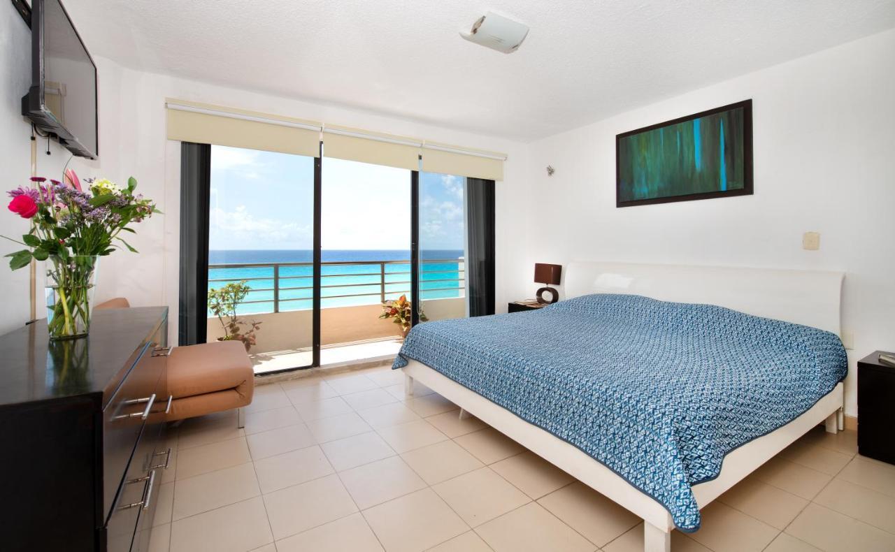Oceanfront White For Families Cancun