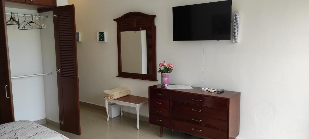 Homestay Casa Abril Cozzy Suites *