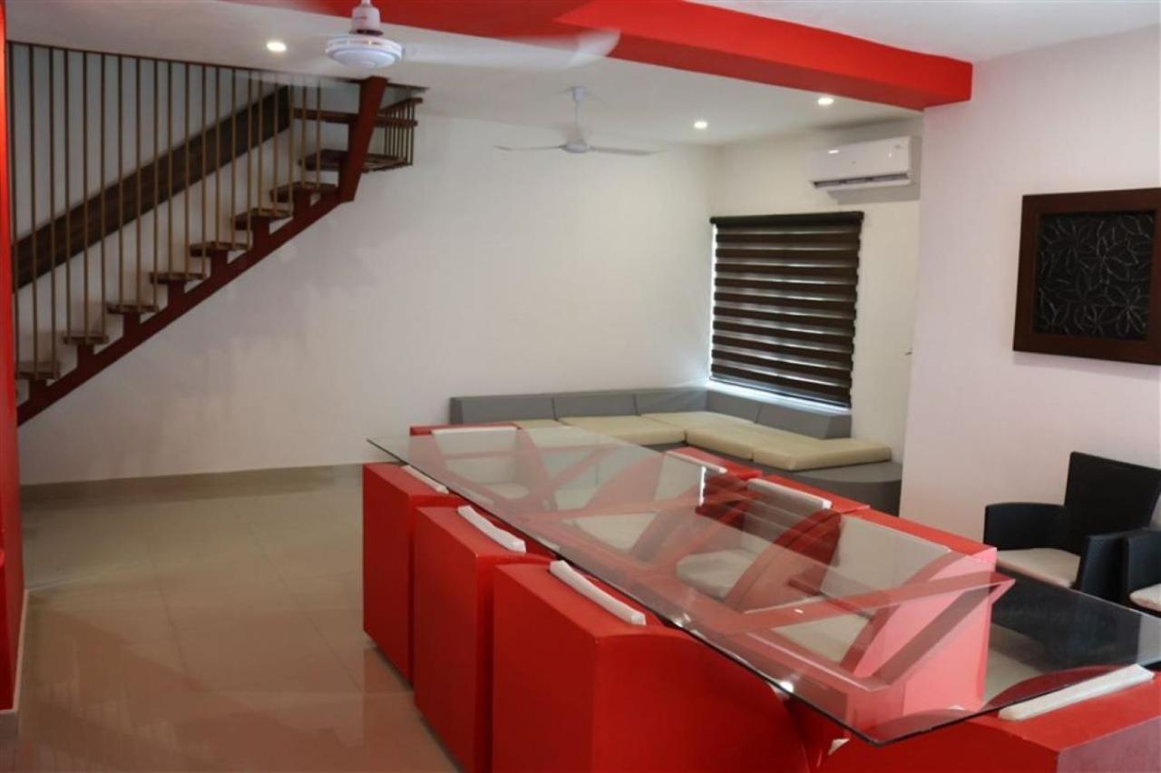 Torres Del Sol Apartment *