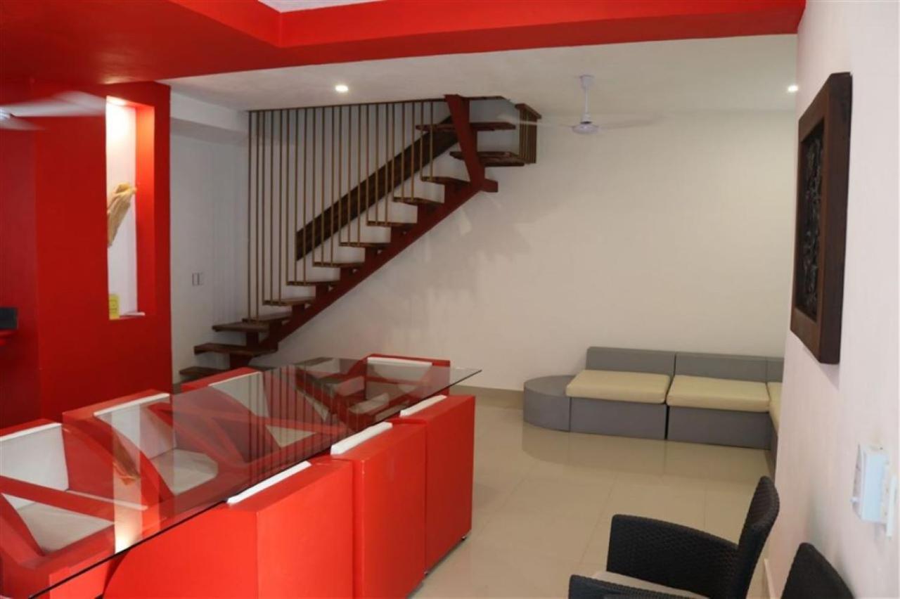 Torres Del Sol Apartment