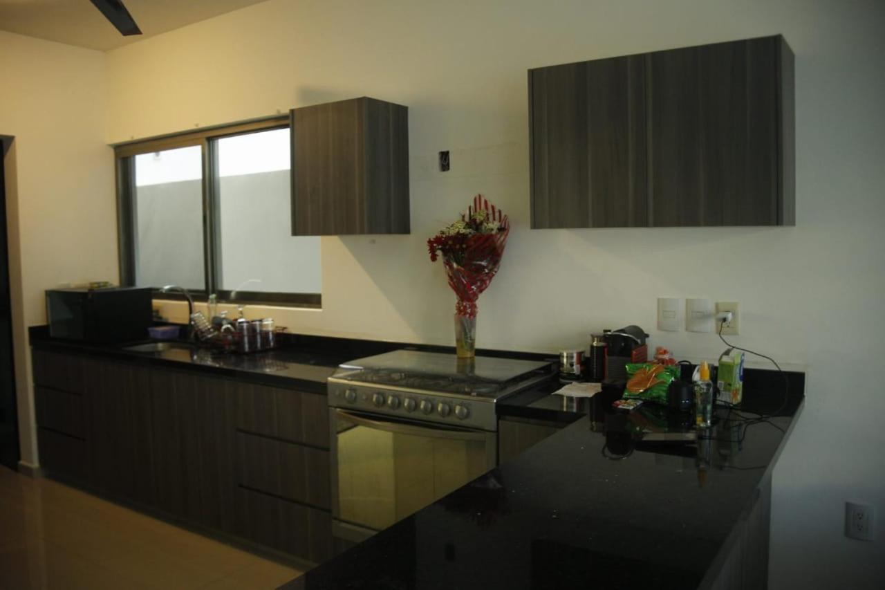 Casa En Residencial De Lujo, 3 Habitaciones, Confort, Seguridad Y Ubicacion * Cancun