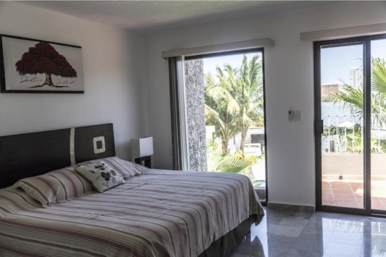 La Marina Villa