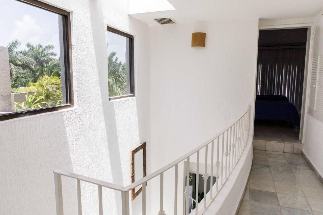 La Marina Villa