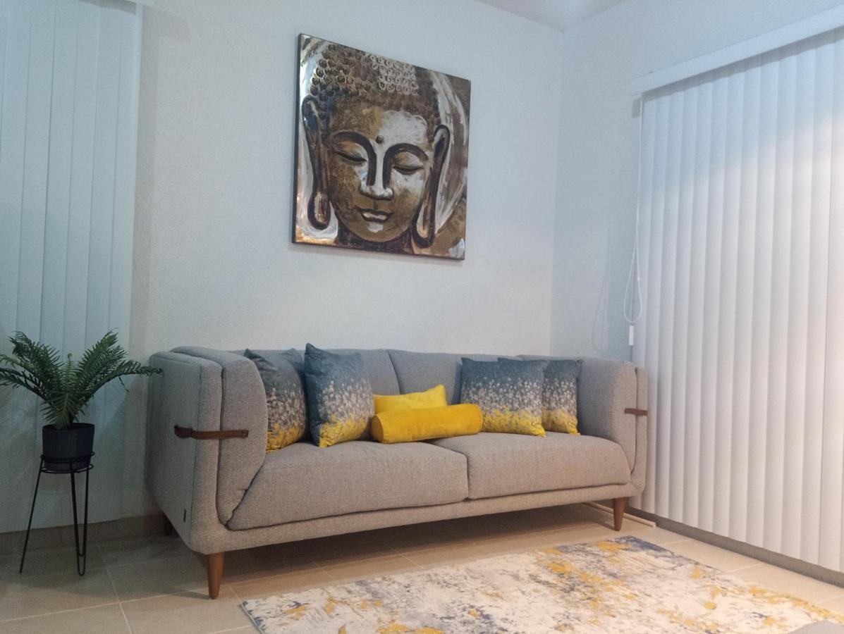 Angie's Deluxe Apartment Cancun