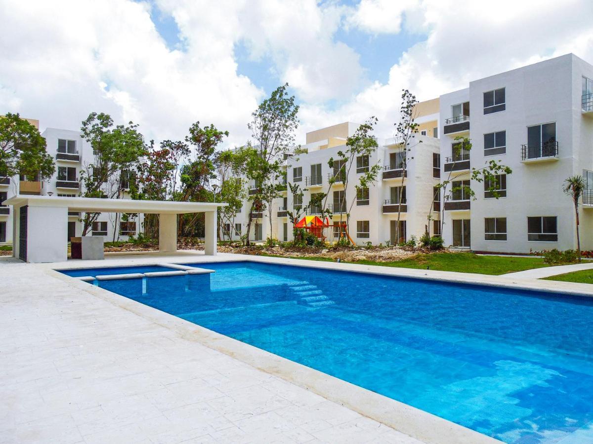 Angie's Deluxe Cancun