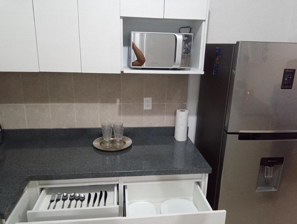 Angie's Deluxe Apartment *