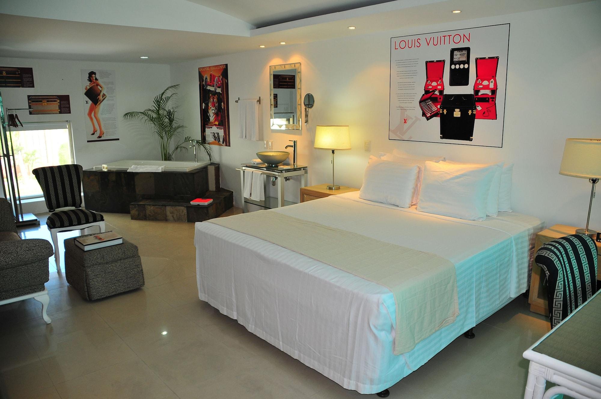 Mayafair Design Hotel 4*