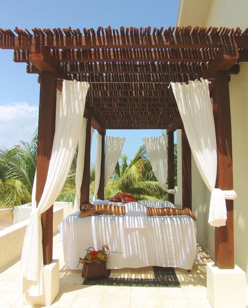 Hotel Laguna Golf & Spa 4*