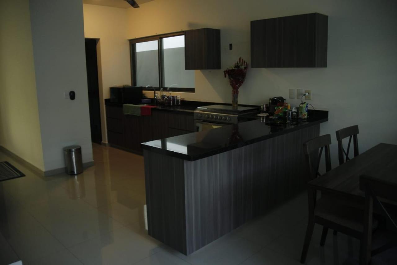 Casa En Residencial De Lujo, 3 Habitaciones, Confort, Seguridad Y Ubicacion Cancun