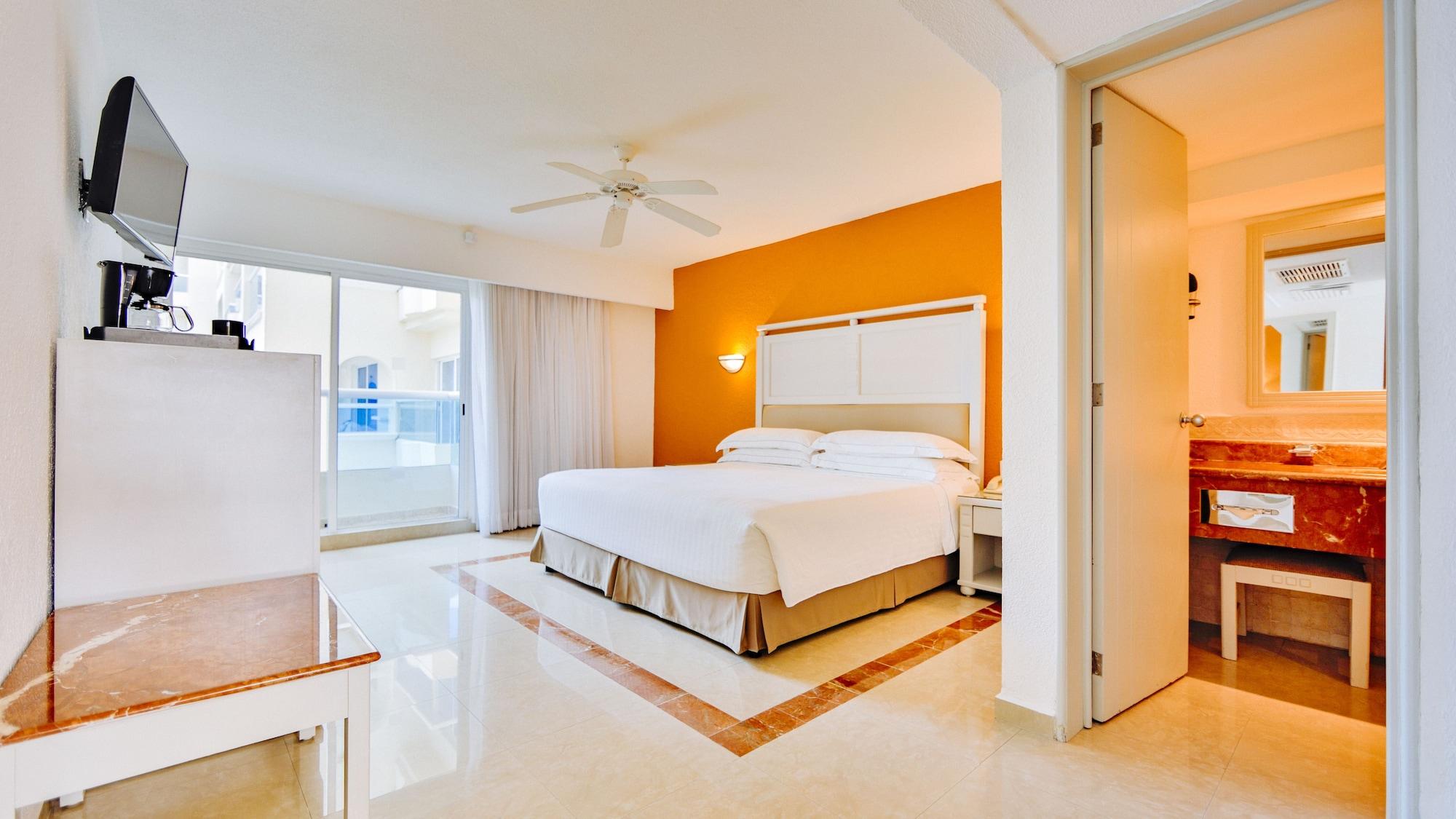 Occidental Costa Resort