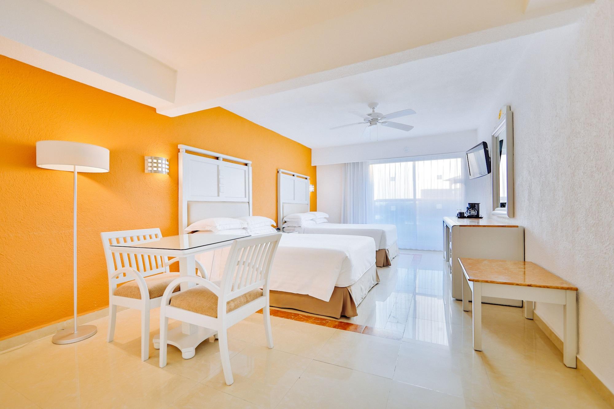Occidental Costa Cancun