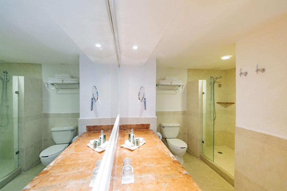 Resort Occidental Costa 4*