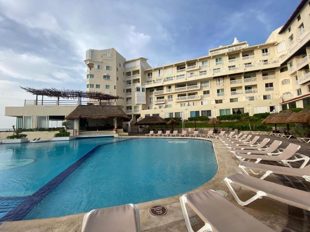 Capitan Sea View Apartment