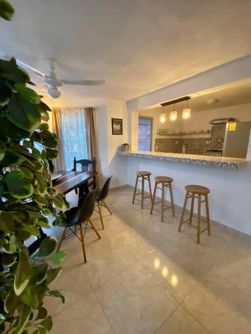 Cozy 3b2br Centric Location Pool Wifi Apartment