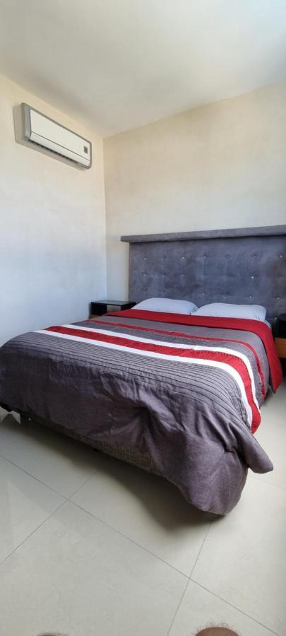 Cozy Confortable 10 Min Zone 2 Jacuzy Apartment