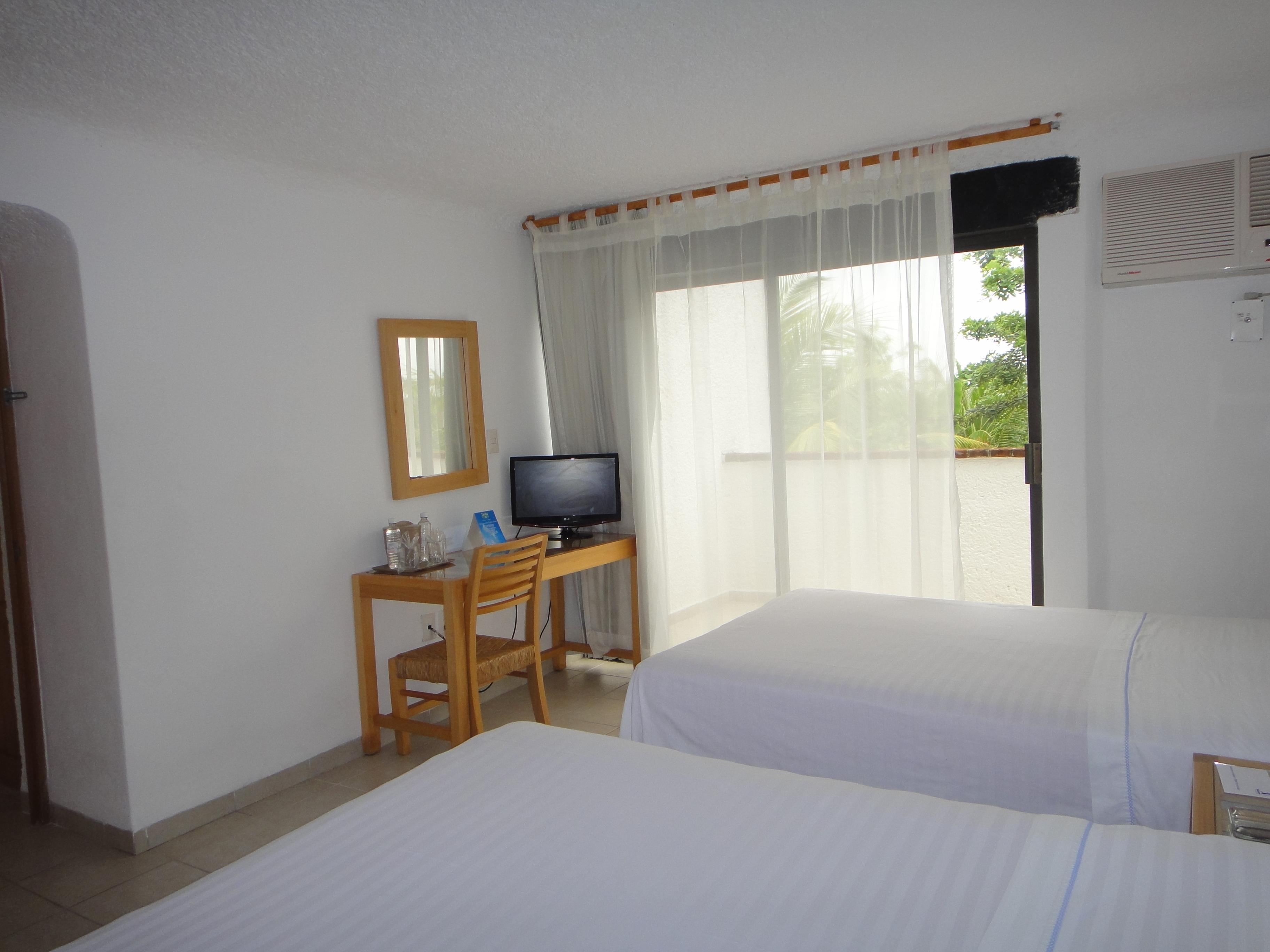 Sotavento & Yacht Club Hotel Cancún