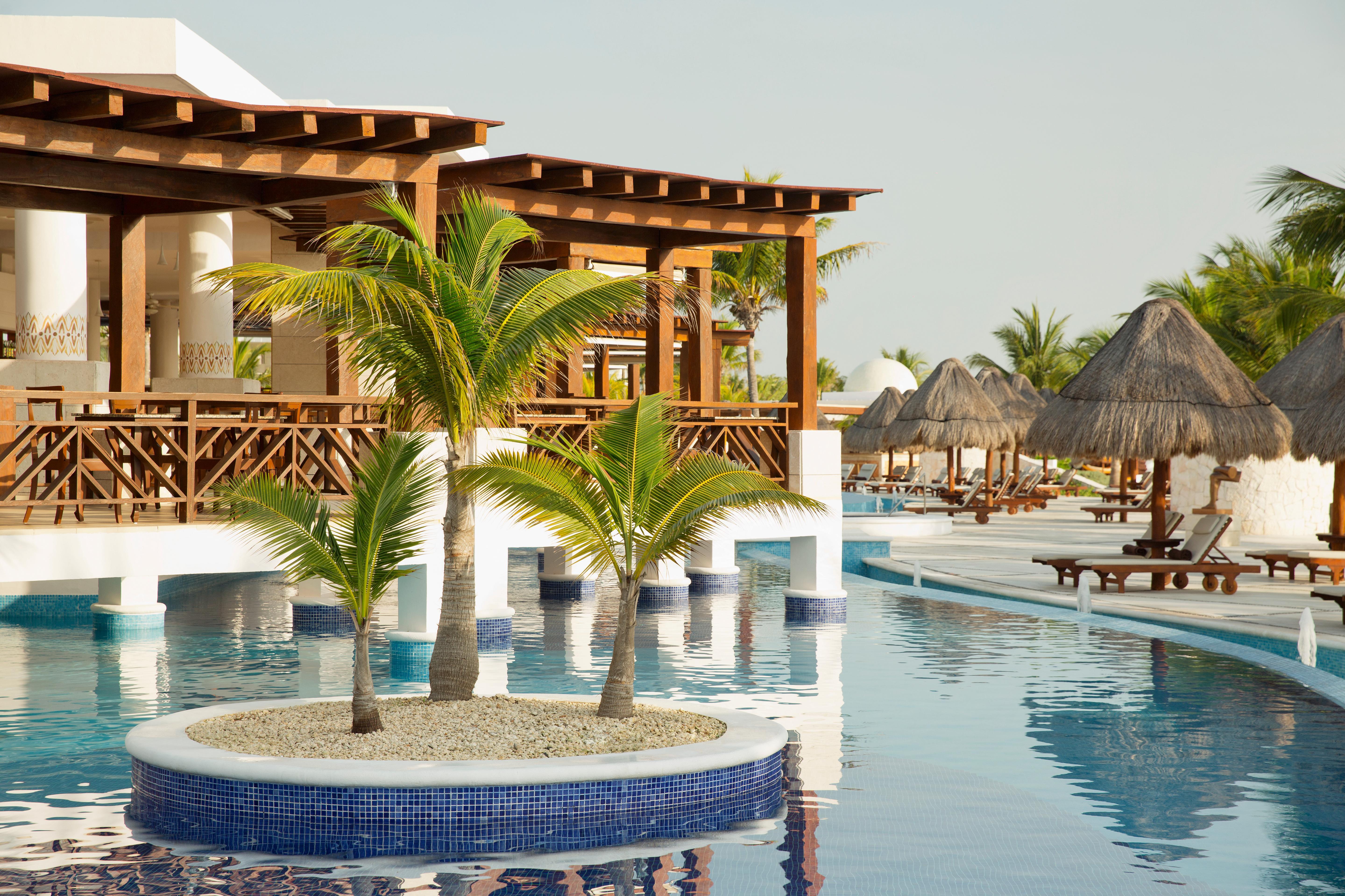 Hotel Excellence Playa Mujeres (adults Only)
