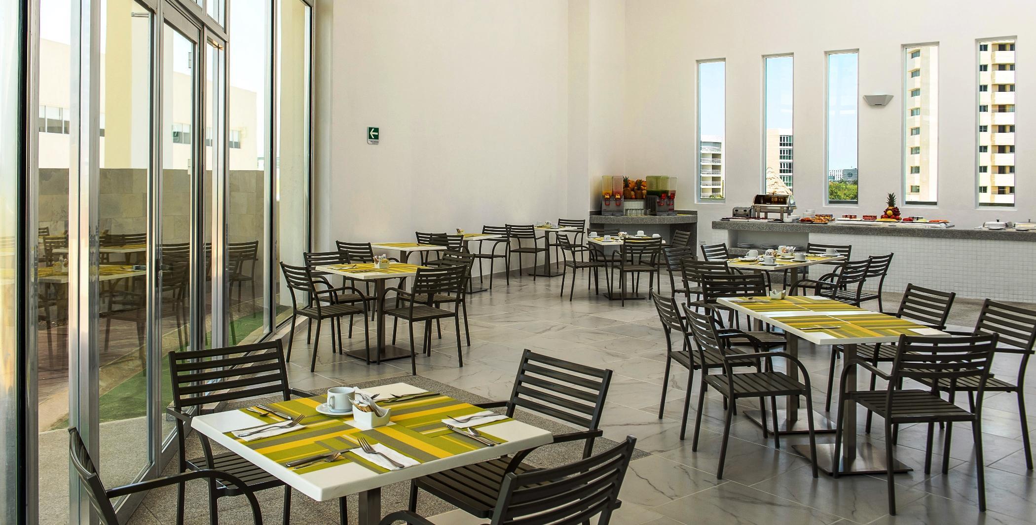 Krystal Urban & Beach Club 4* Cancun